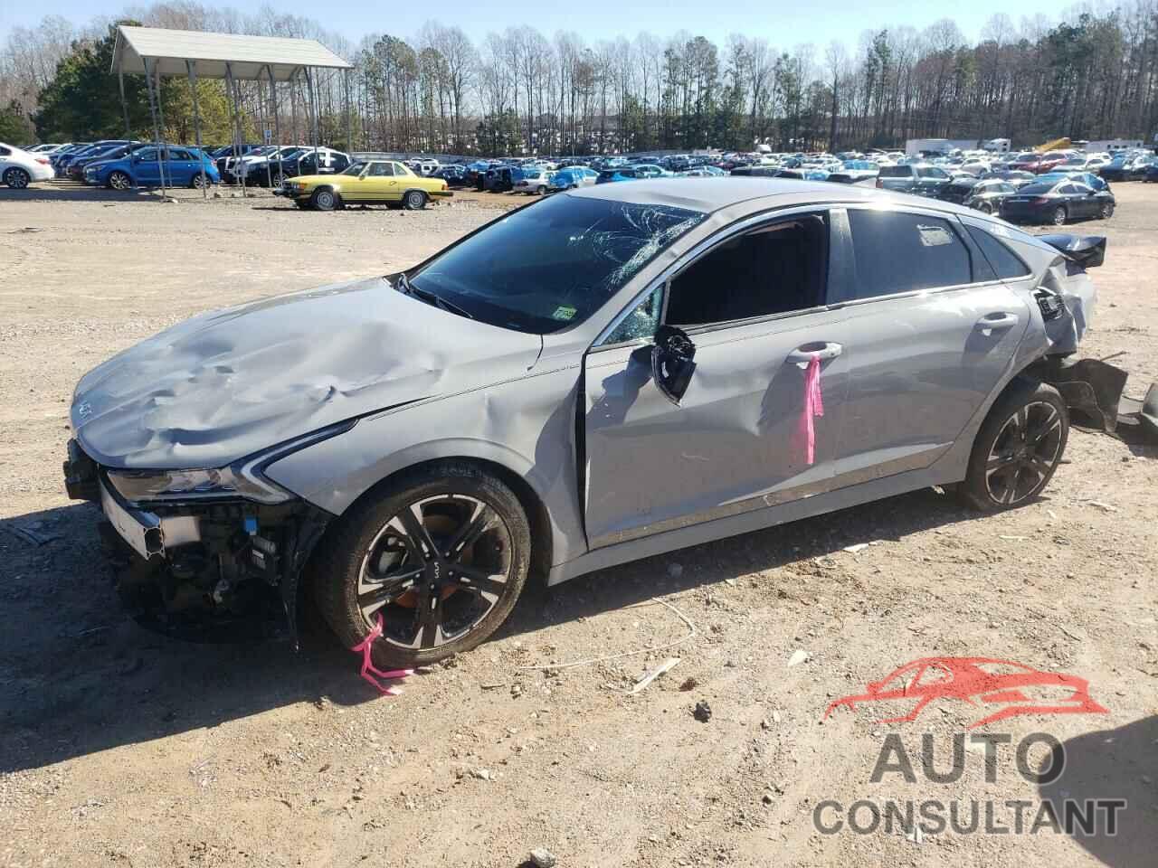 KIA K5 2022 - 5XXG64J25NG156304