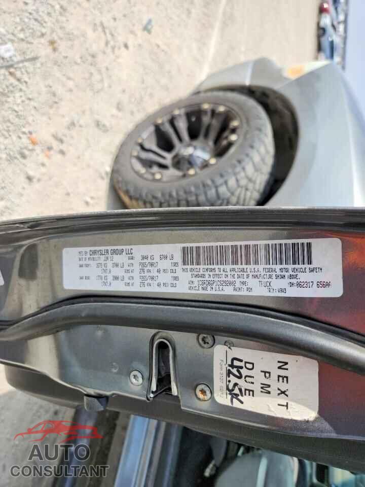 DODGE RAM 1500 2012 - 1C6RD6GP1CS292002