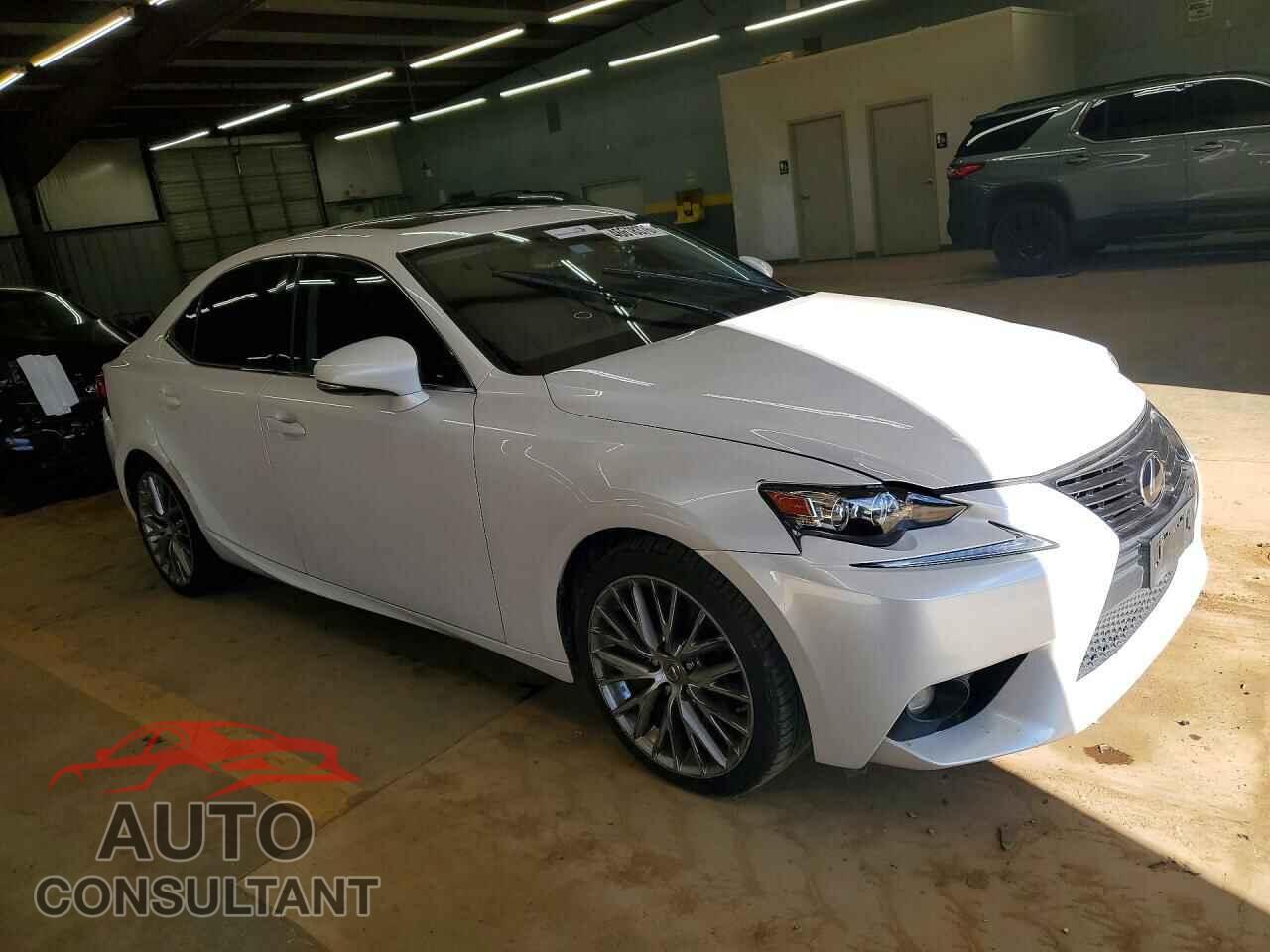 LEXUS IS 2016 - JTHBA1D2XG5034014