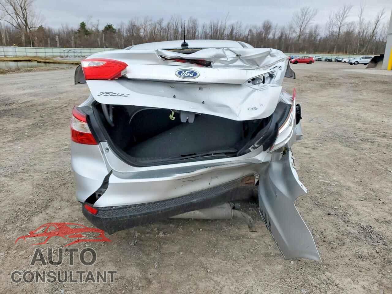 FORD FOCUS 2014 - 1FADP3F20EL449357