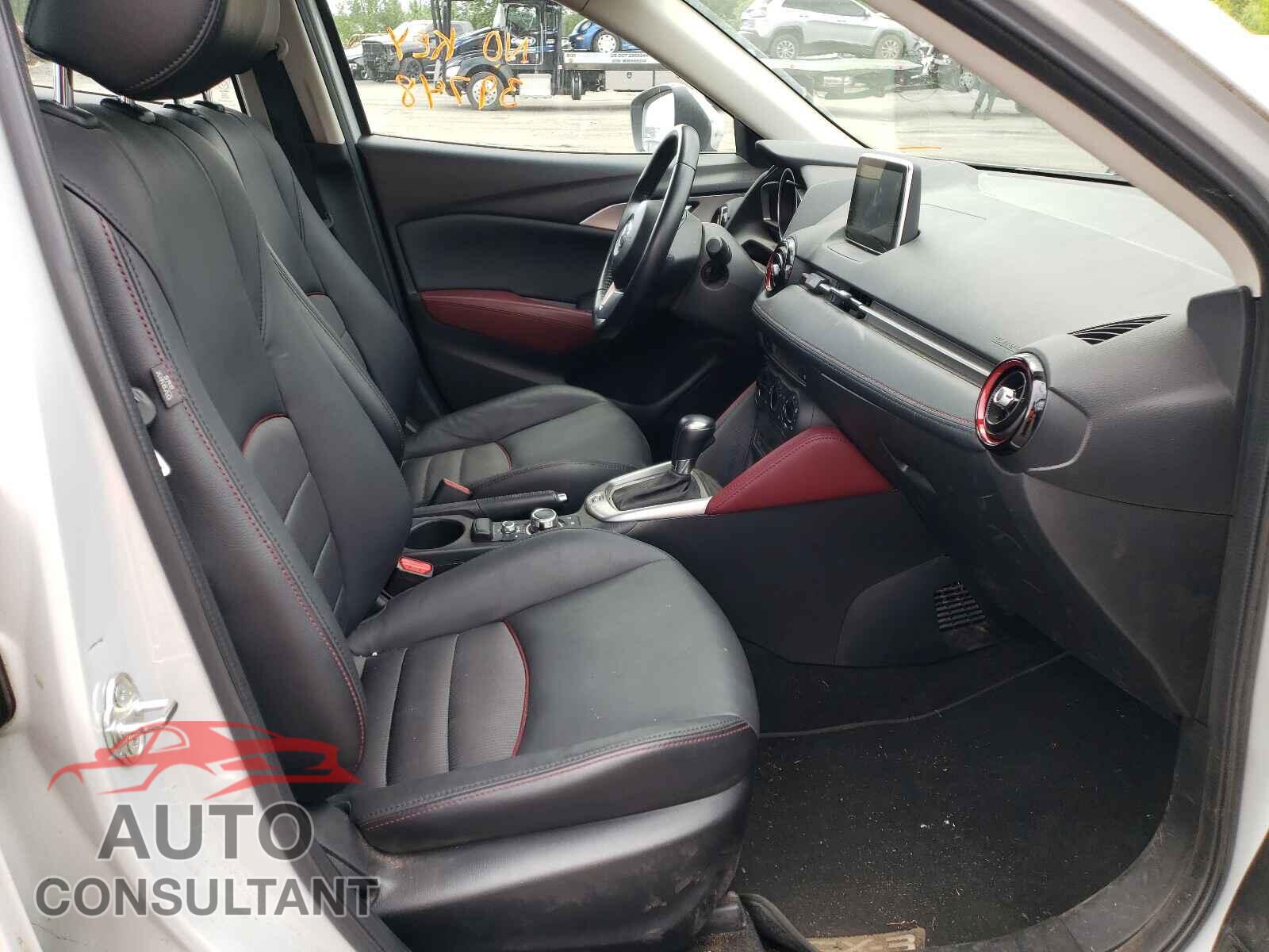 MAZDA CX-3 2017 - JM1DKFC76H0148348