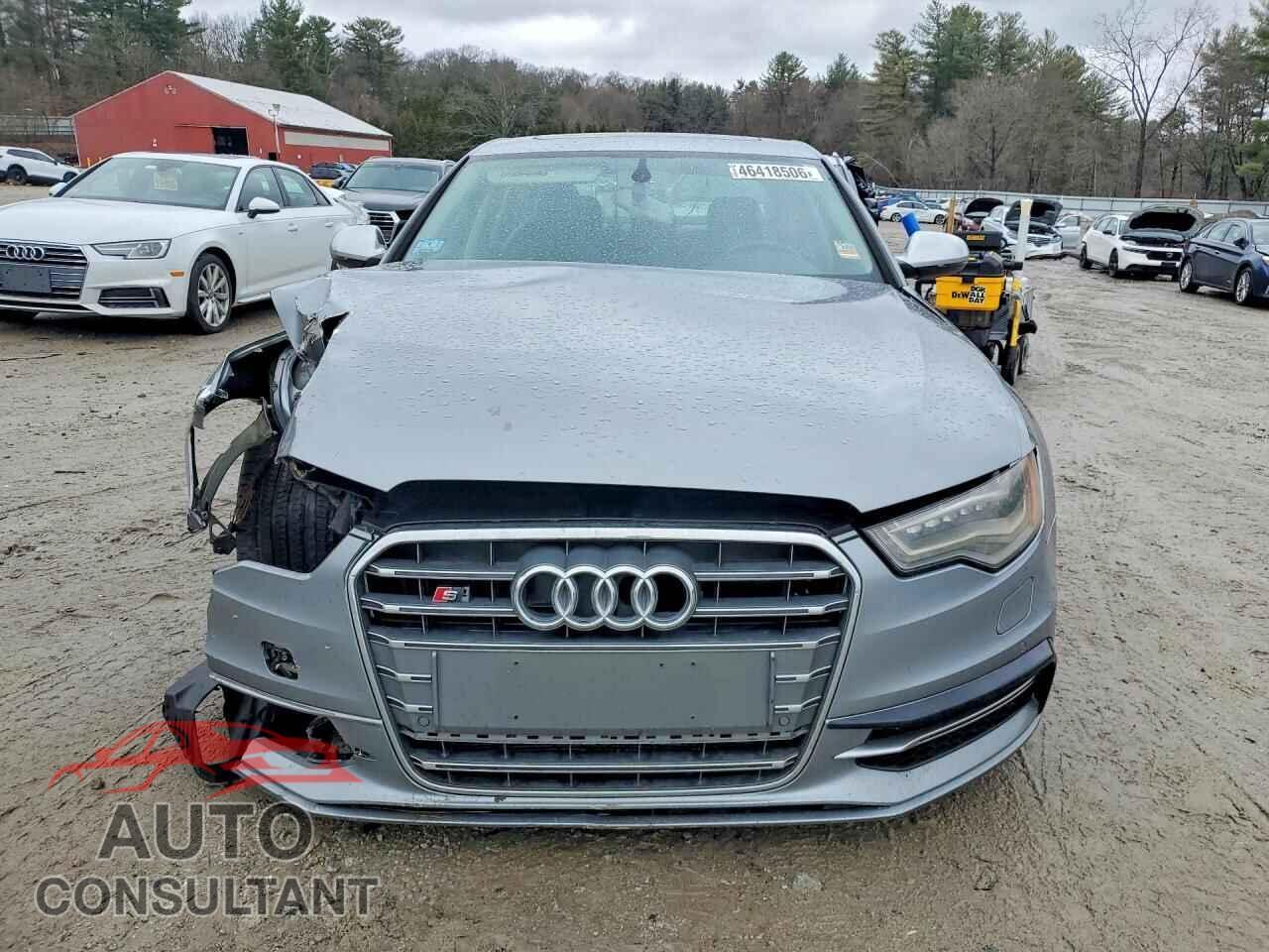 AUDI S6/RS6 2014 - WAUF2AFC5EN102431