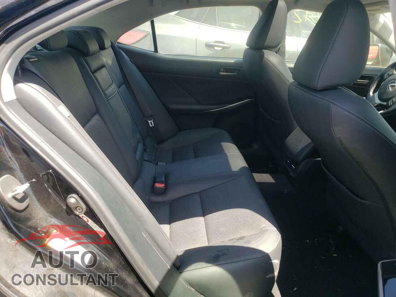 LEXUS IS 2017 - JTHCM1D25H5020020