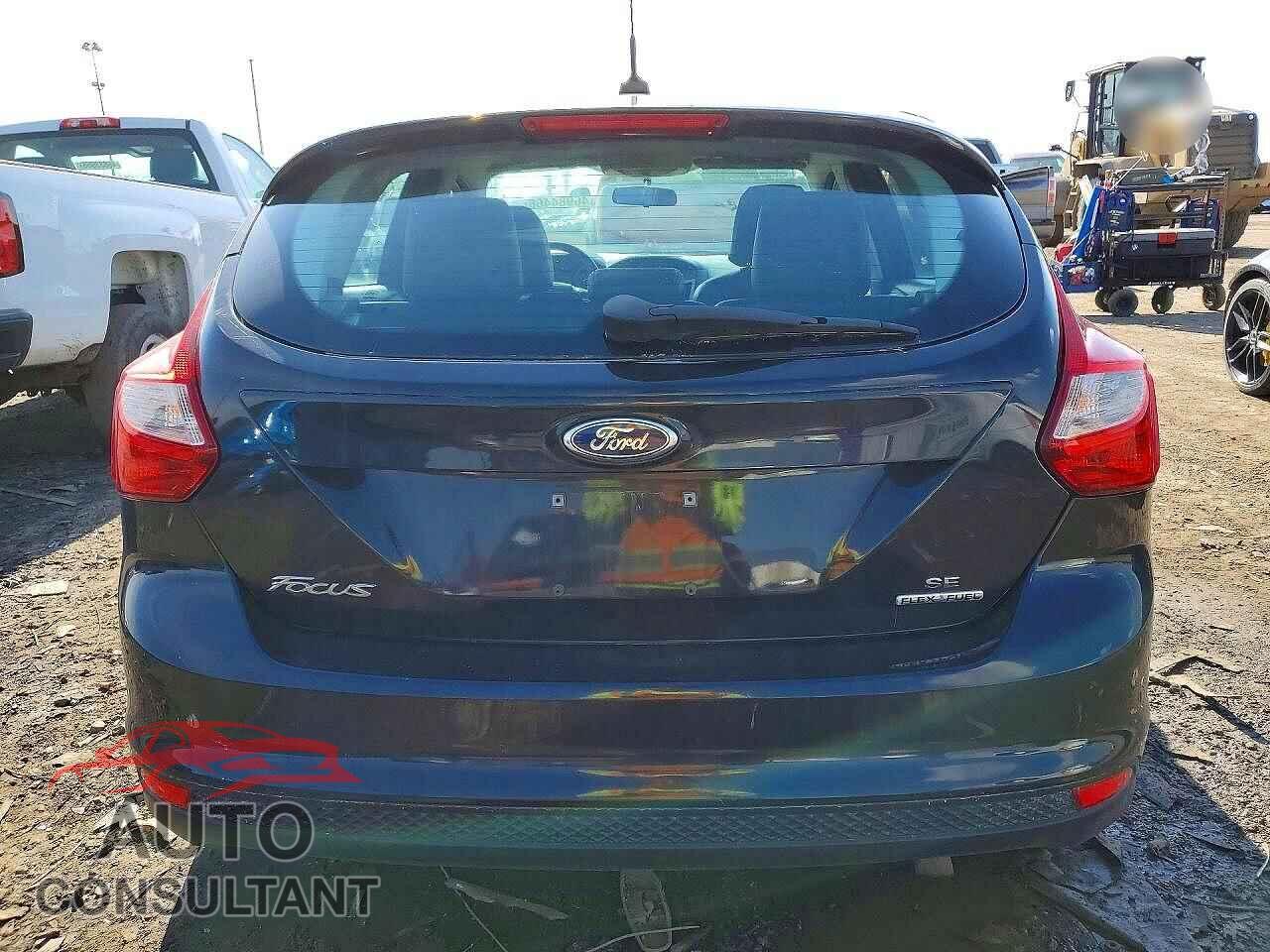 FORD FOCUS 2014 - 1FADP3K28EL404334