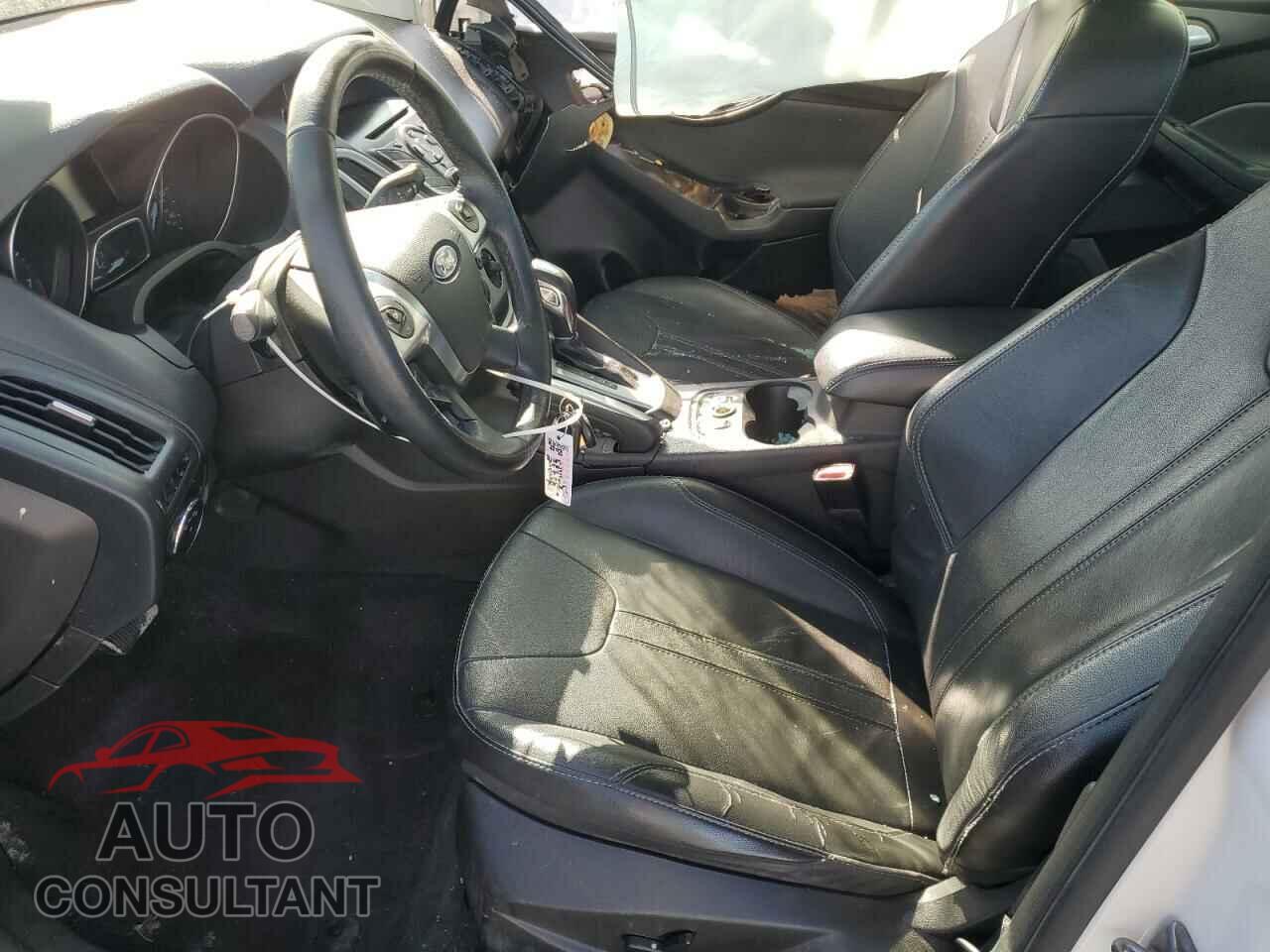 FORD FOCUS 2013 - 1FADP3F22DL219544
