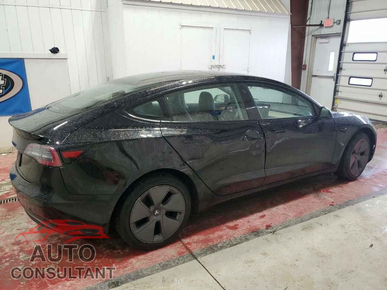 TESLA MODEL 3 2022 - 5YJ3E1EA8NF369588
