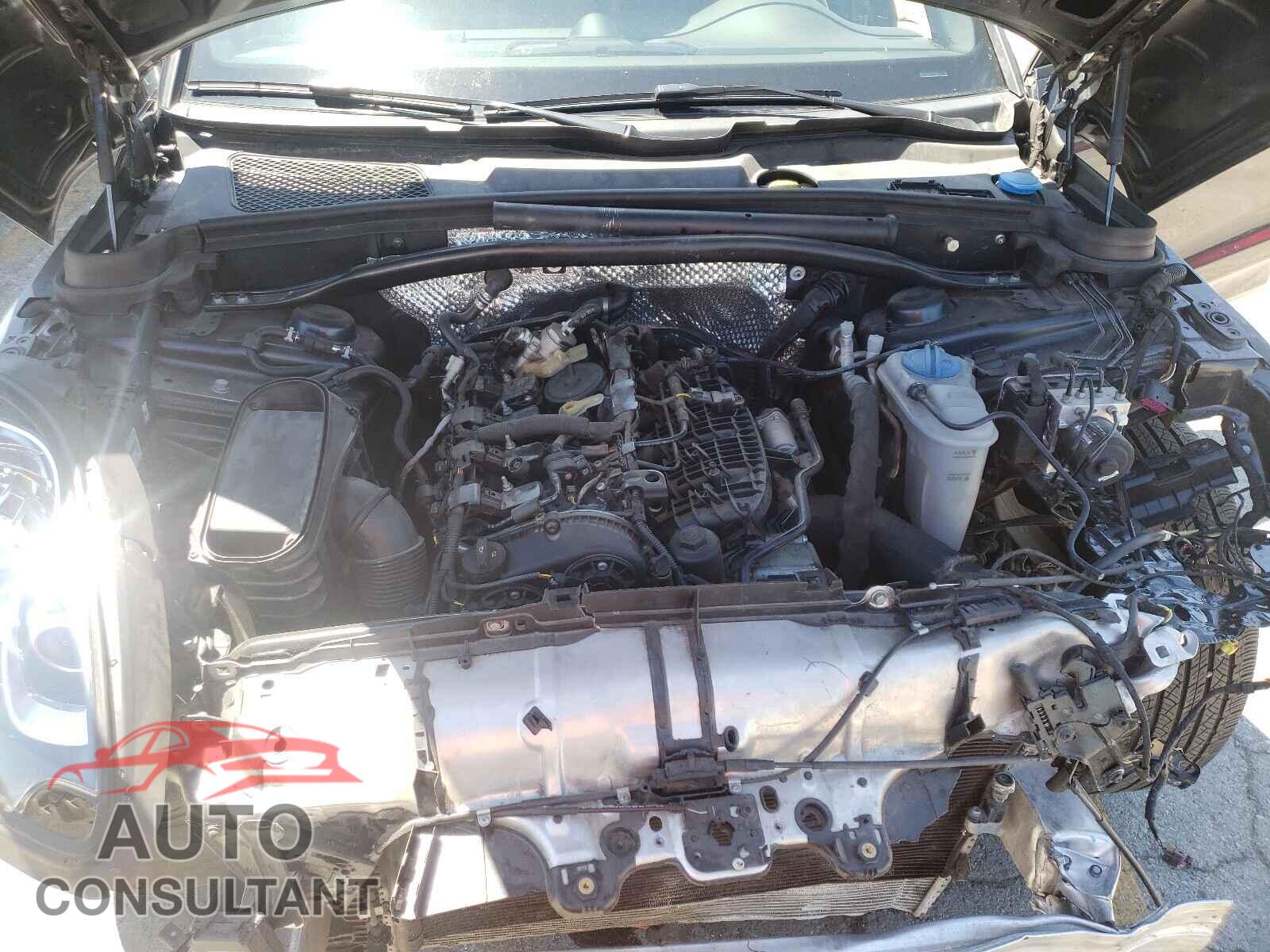 PORSCHE MACAN 2018 - WP1AA2A58JLB10641