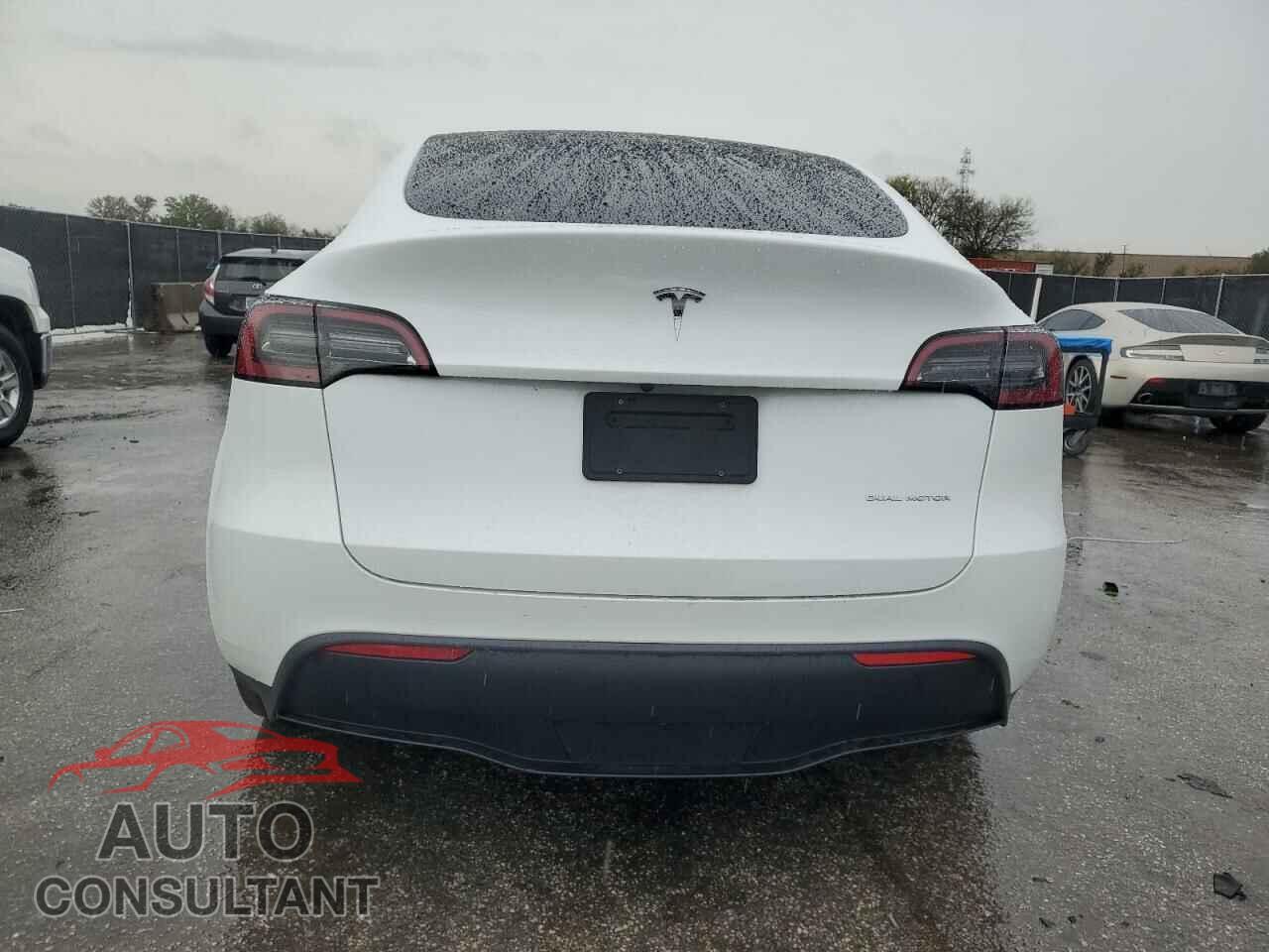 TESLA MODEL Y 2023 - 7SAYGAEE8PF599740