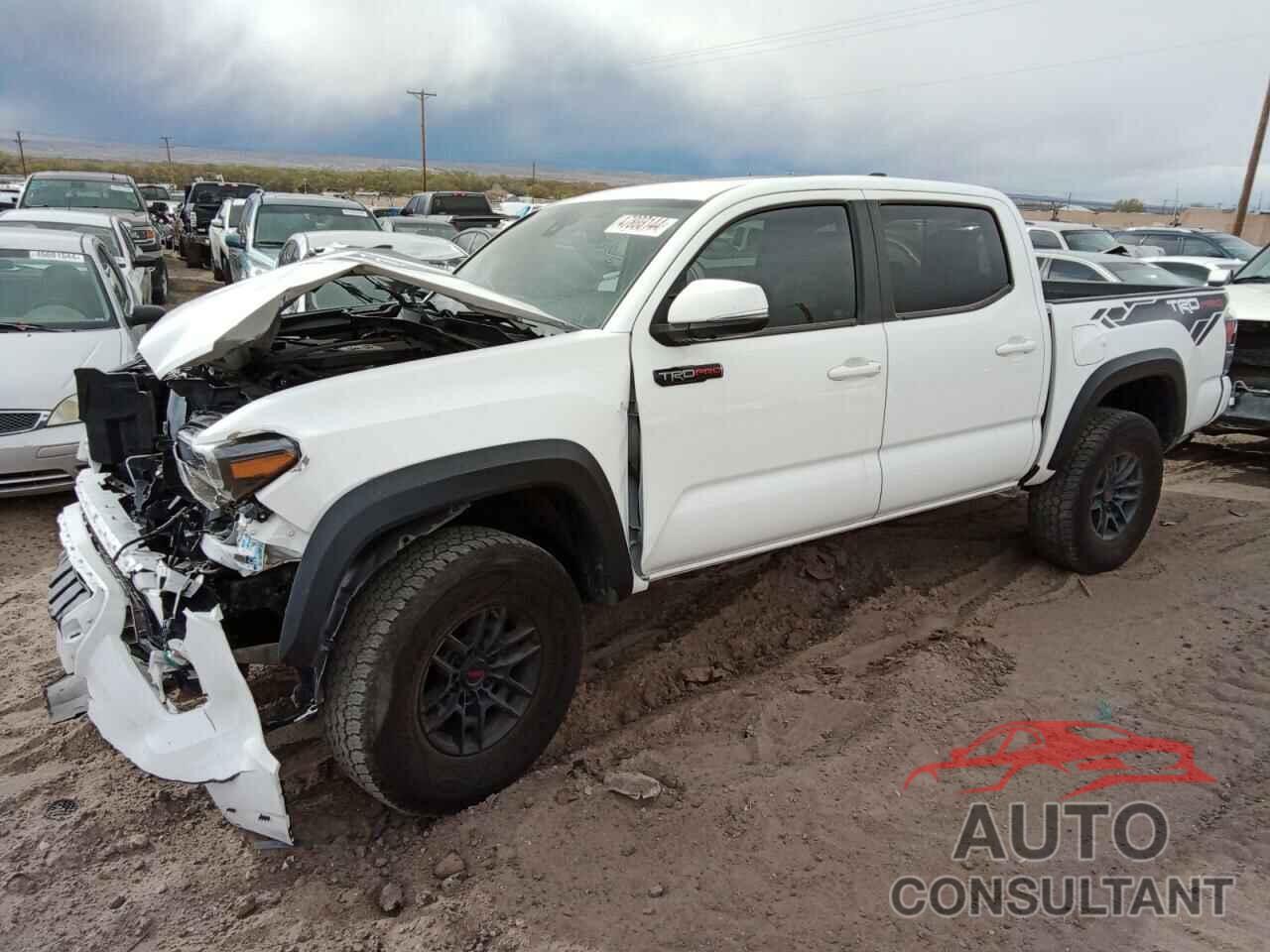 TOYOTA TACOMA 2020 - 5TFCZ5AN3LX217435