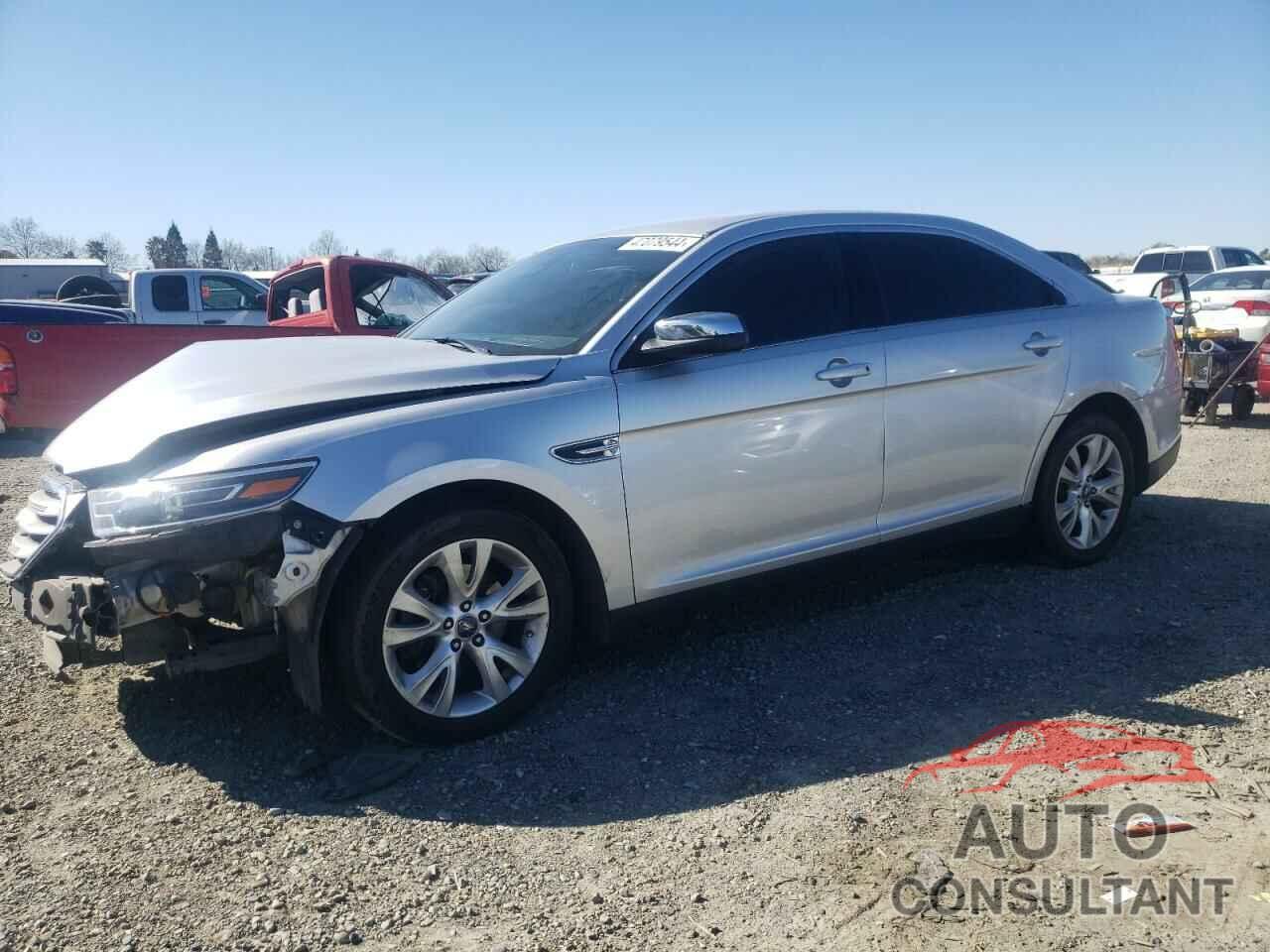 FORD TAURUS 2018 - 1FAHP2F88JG129500