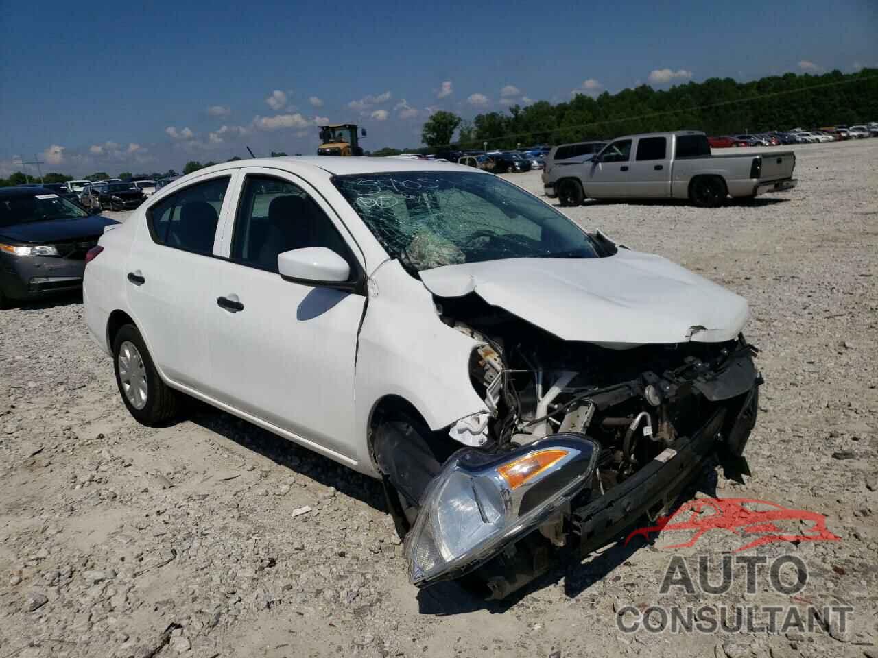 NISSAN VERSA 2017 - 3N1CN7AP3HL845705