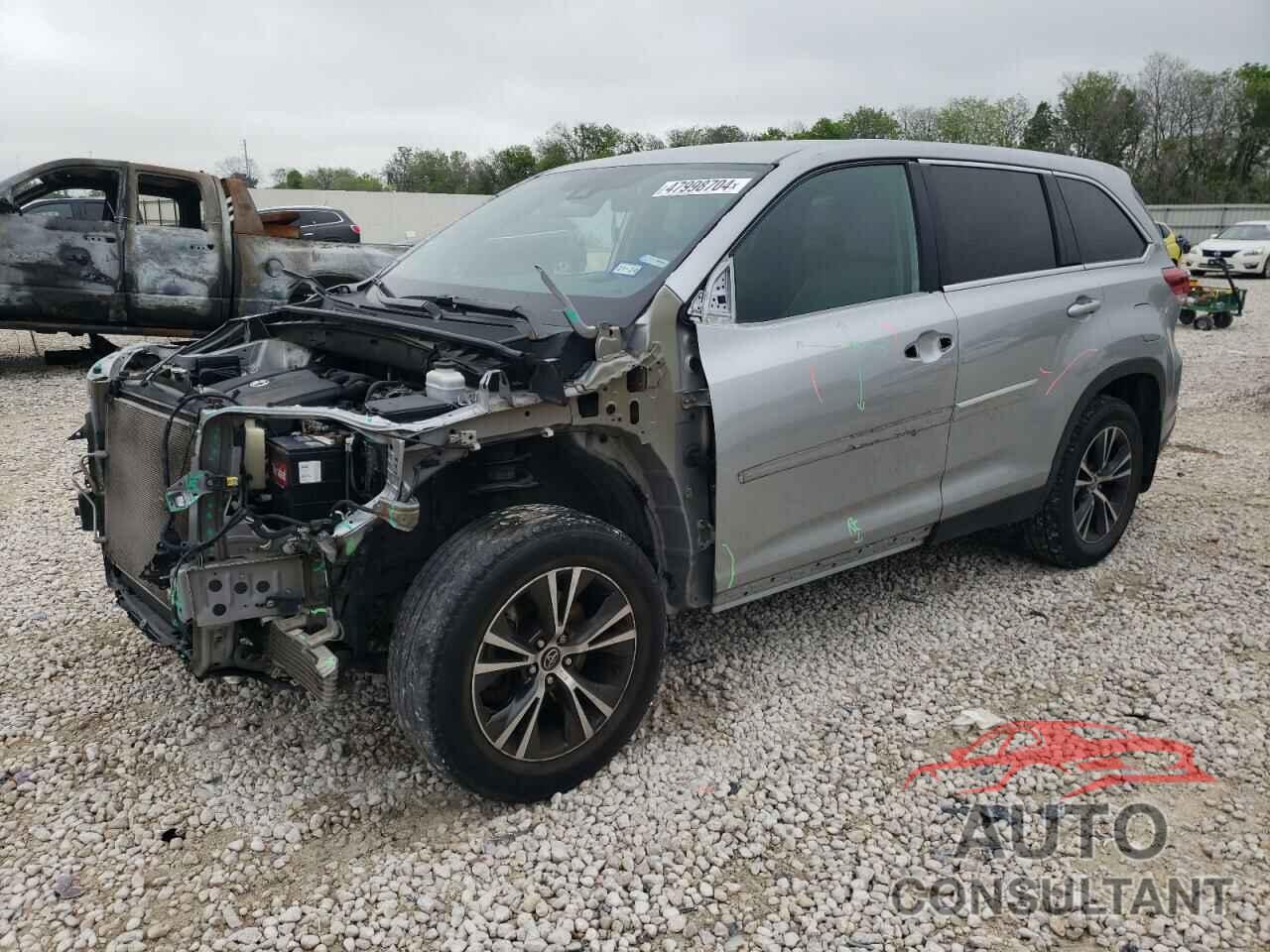 TOYOTA HIGHLANDER 2019 - 5TDZZRFH6KS360582