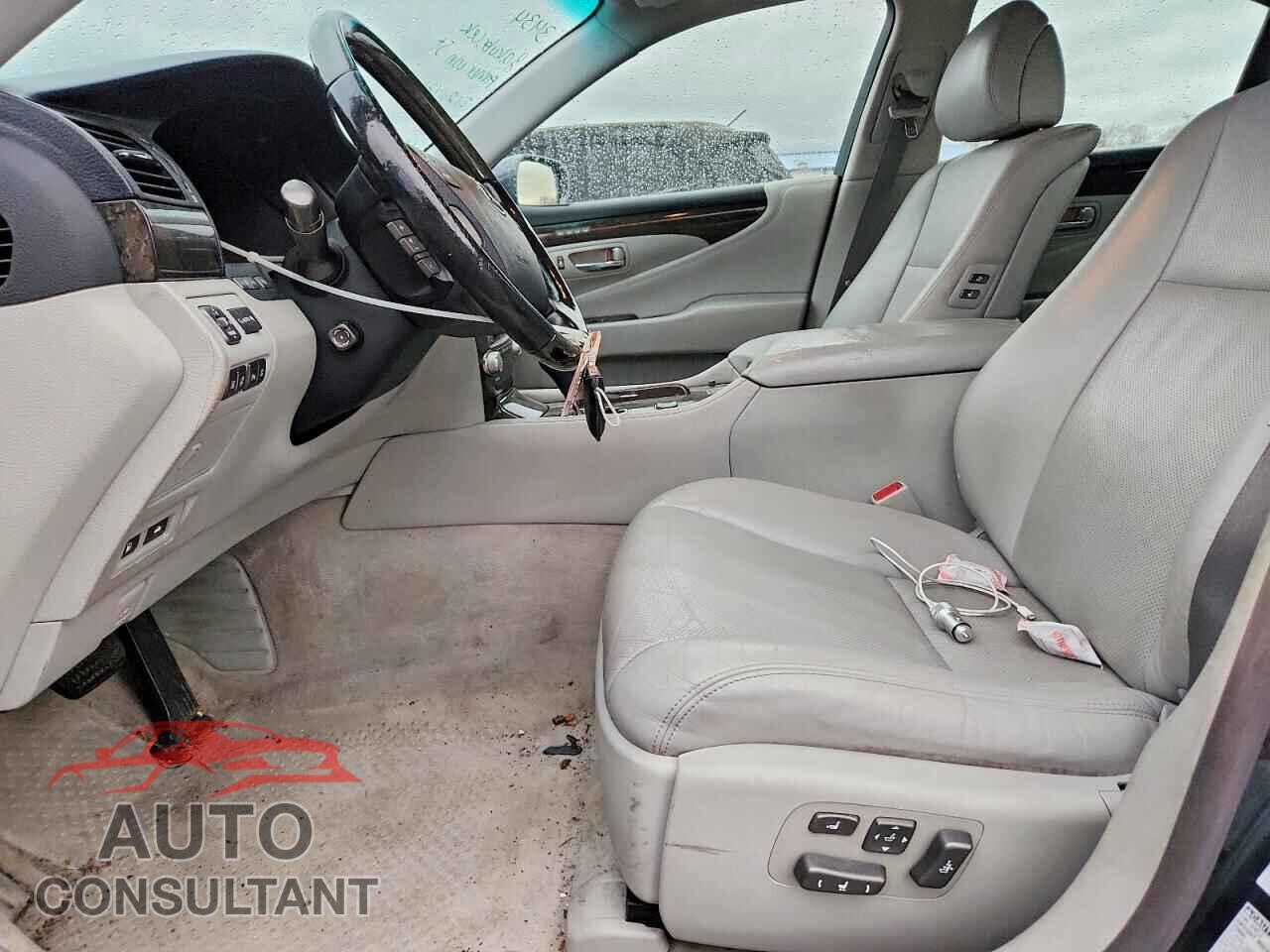 LEXUS LS500 2011 - JTHCL5EF4B5010727