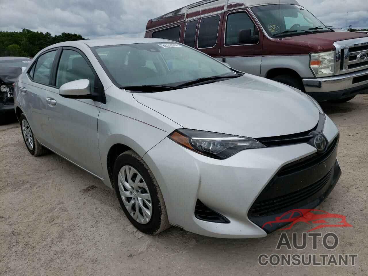 TOYOTA COROLLA 2018 - 5YFBURHE8JP835692