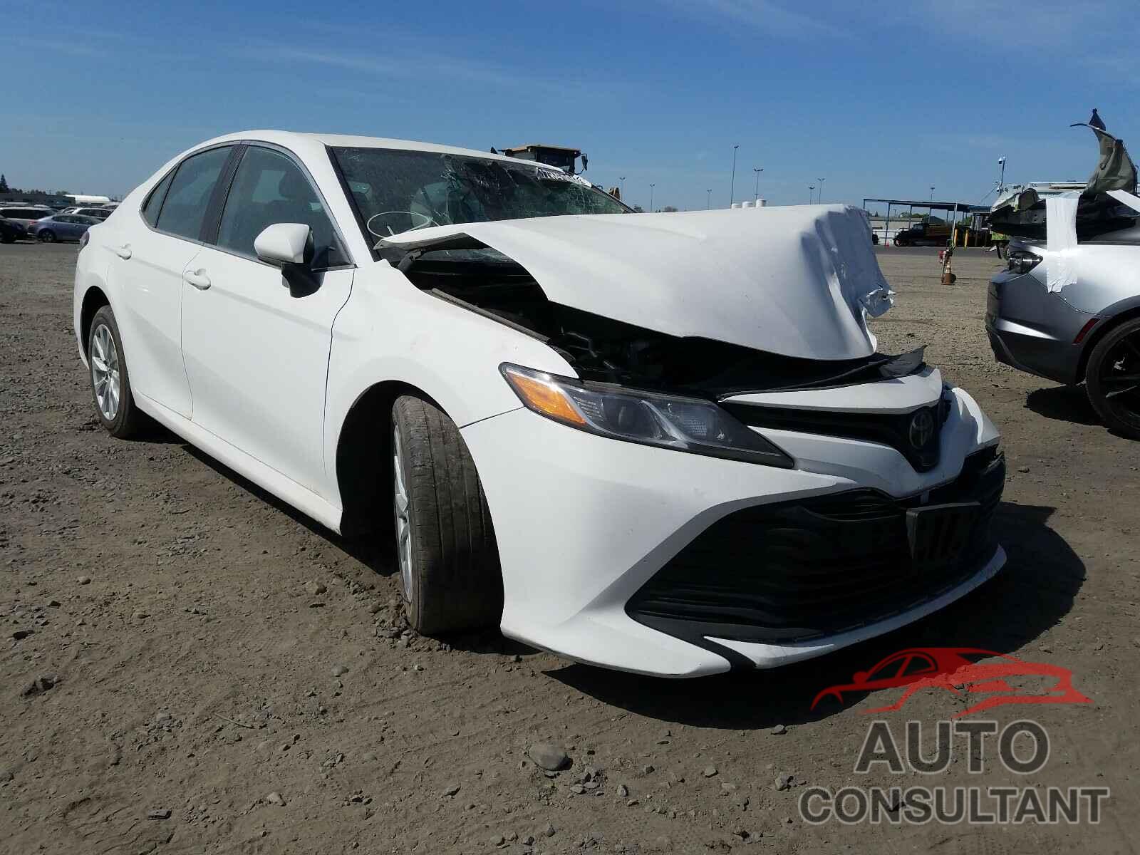 TOYOTA CAMRY 2019 - 4T1B11HK2KU801926