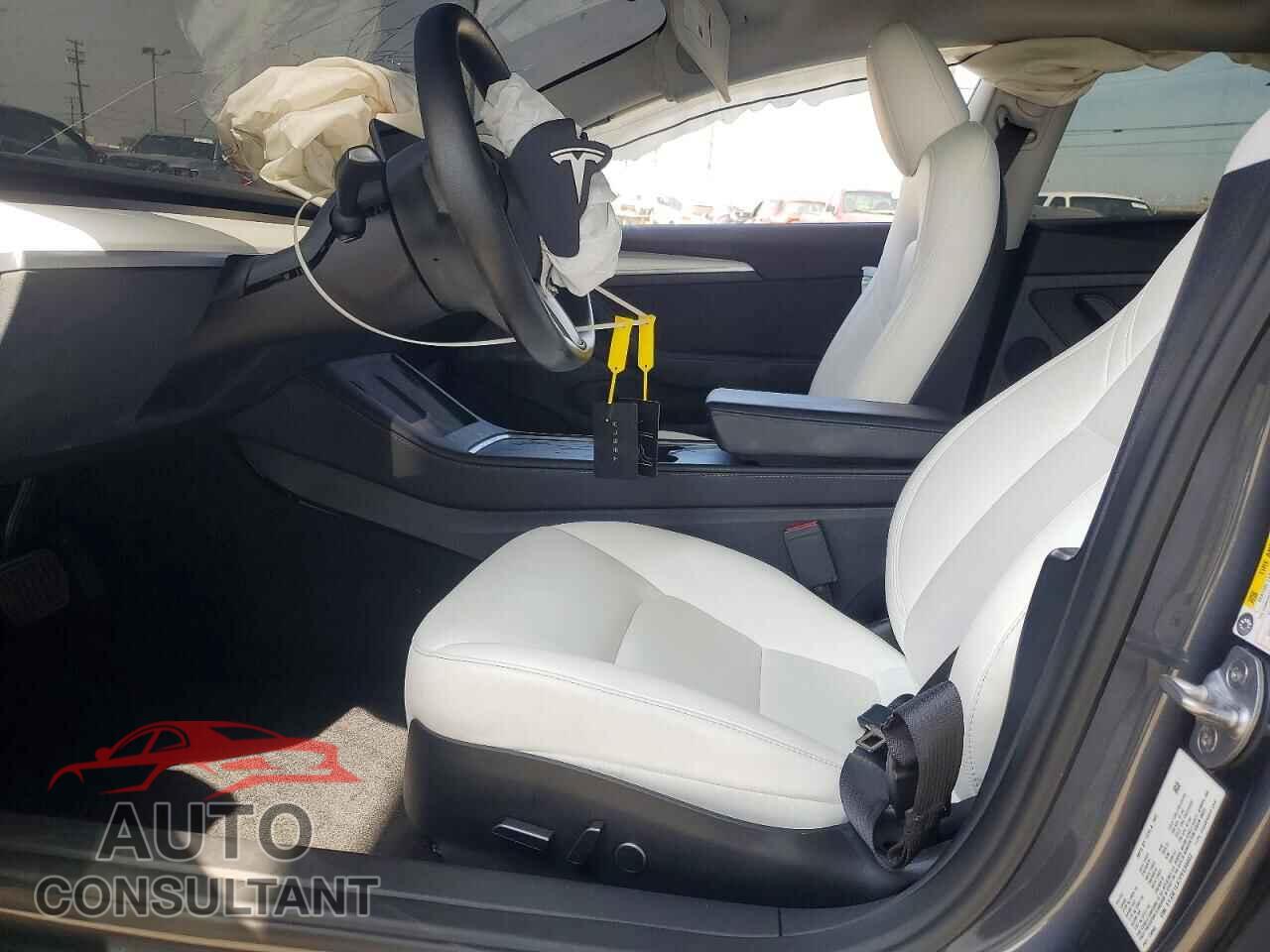 TESLA MODEL 3 2023 - 5YJ3E1EA7PF599402