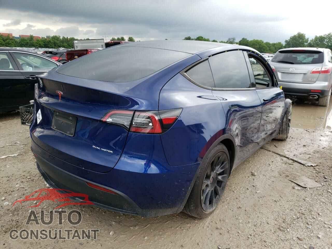TESLA MODEL Y 2021 - 5YJYGDEE5MF143253