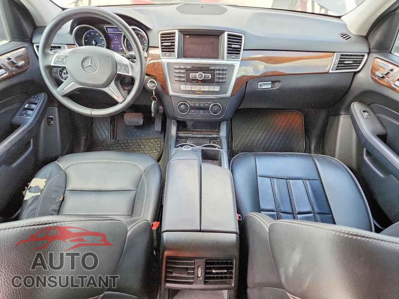 MERCEDES-BENZ M-CLASS 2012 - 4JGDA5HB2CA040947