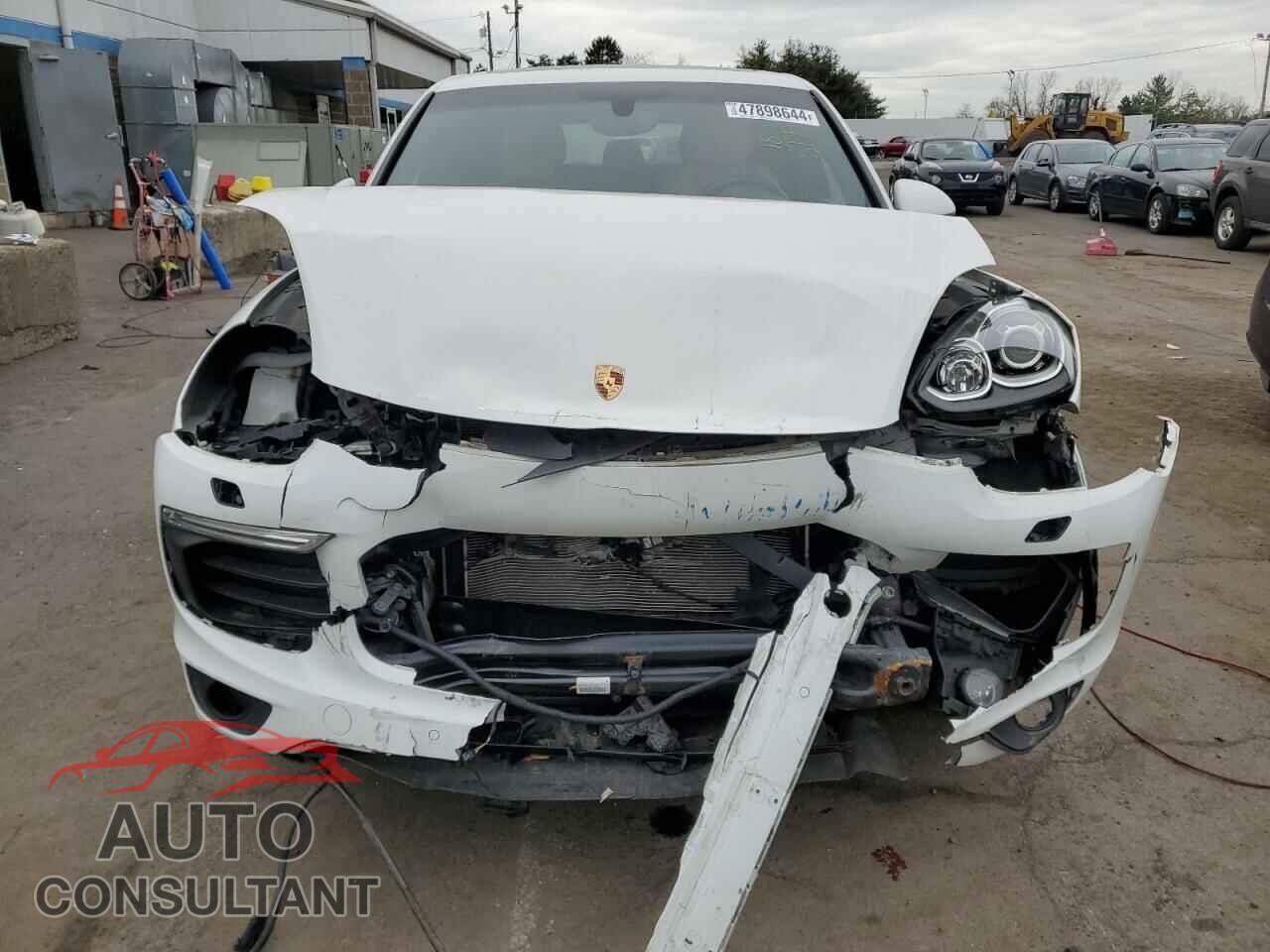 PORSCHE CAYENNE 2018 - WP1AA2A2XJKA05787