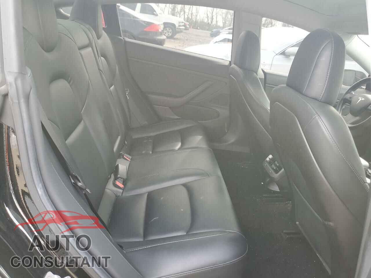 TESLA MODEL 3 2019 - 5YJ3E1EA0KF410131