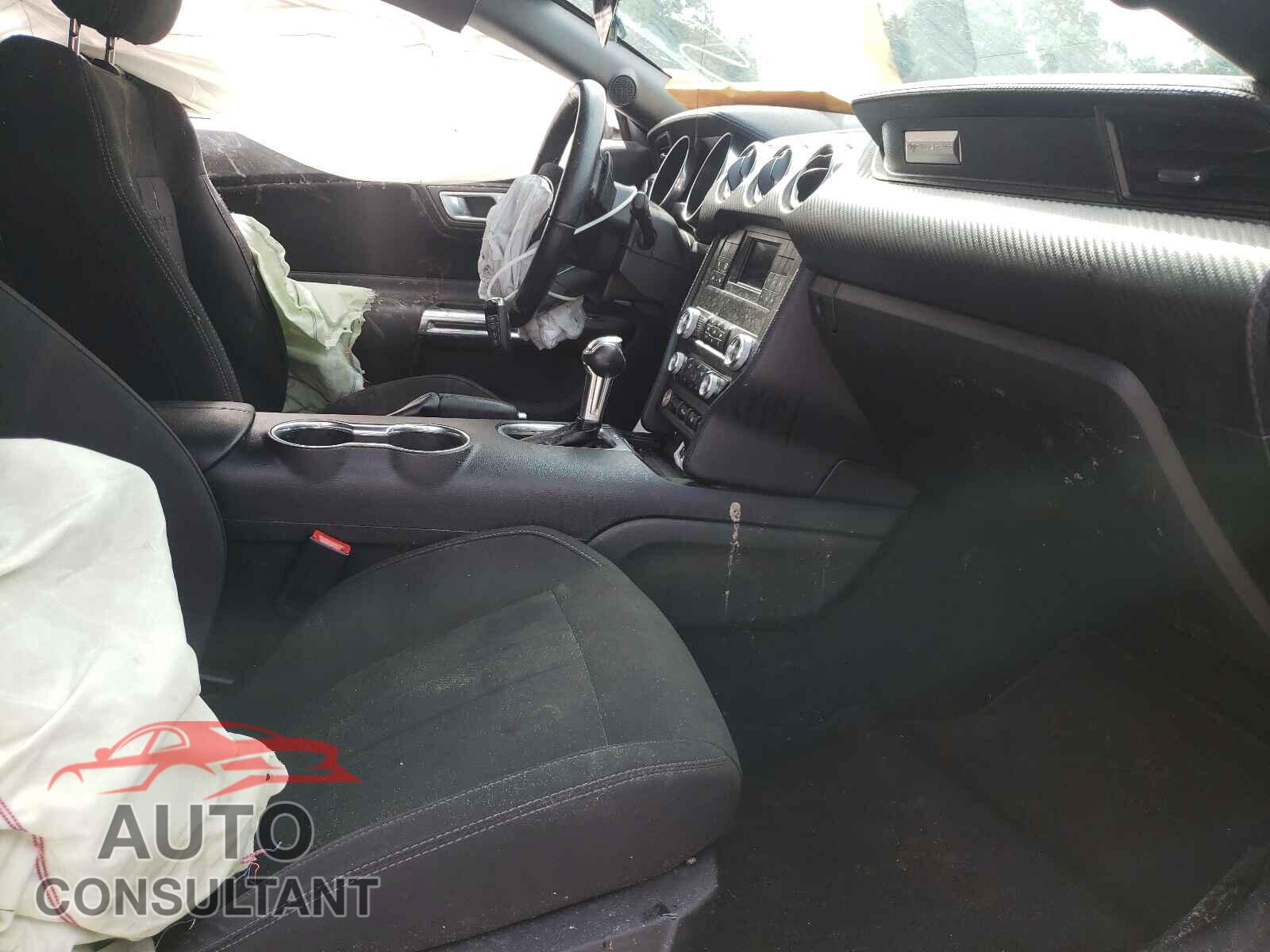 FORD MUSTANG 2019 - 1FA6P8TH3K5124555