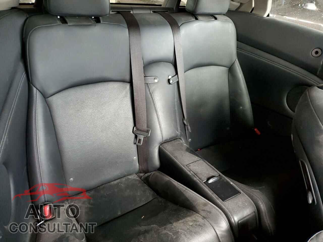 LEXUS IS 2010 - JTHFF2C2XA2500916