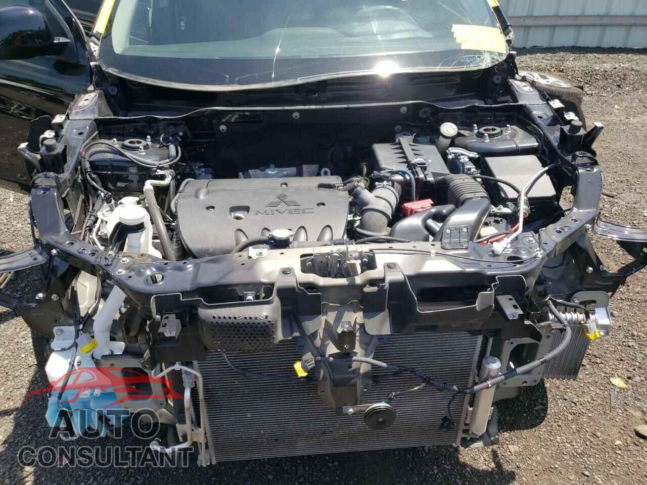 MITSUBISHI OUTLANDER 2020 - JA4AR3AU3LU013135