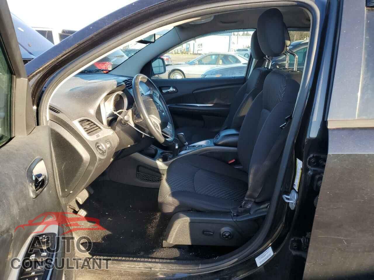 DODGE JOURNEY 2013 - 3C4PDCBBXDT521156