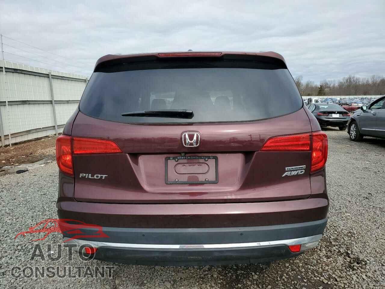 HONDA PILOT 2017 - 5FNYF6H95HB018949