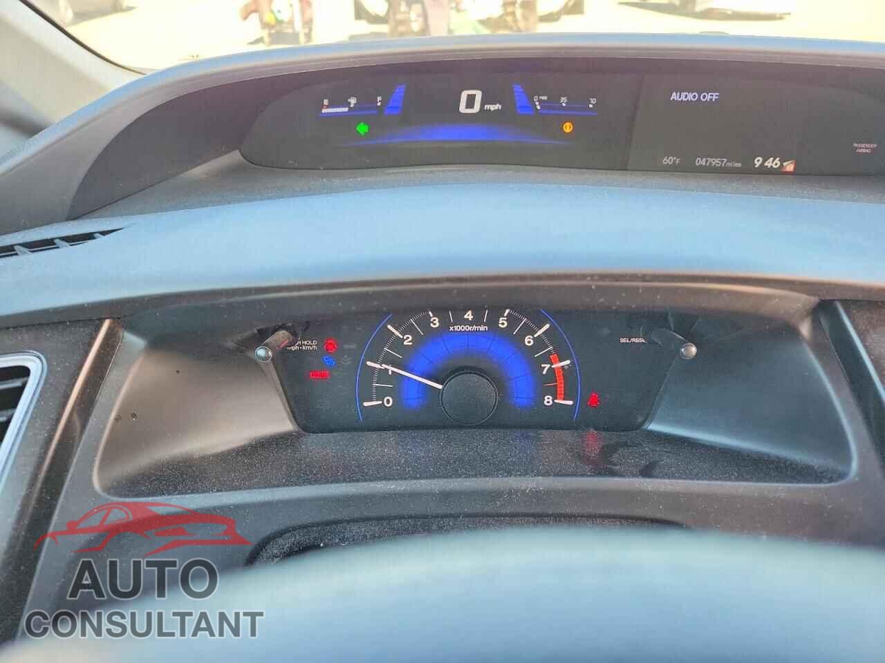 HONDA CIVIC 2013 - 19XFB2E55DE010816