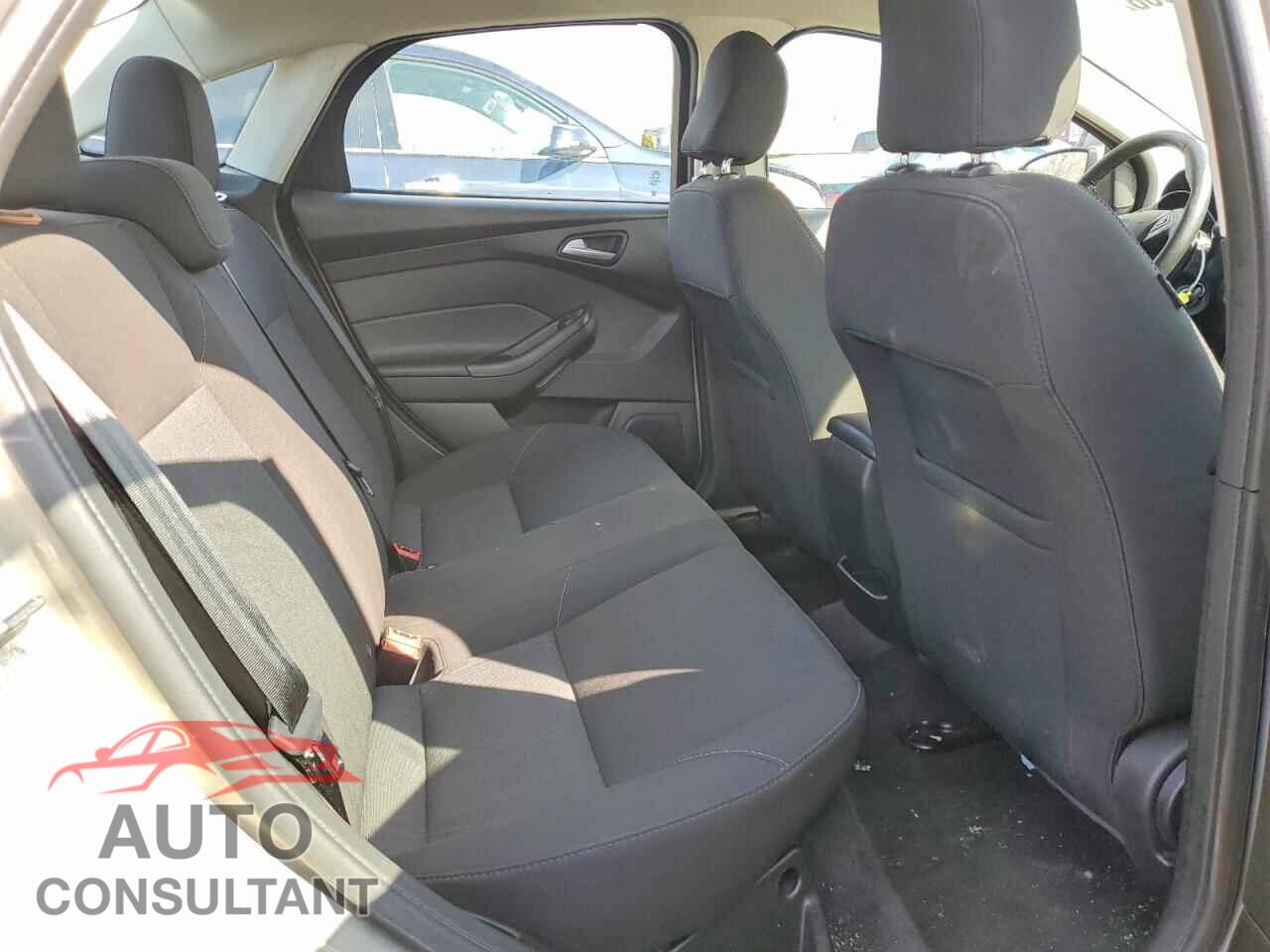 FORD FOCUS 2016 - 1FADP3F28GL308300