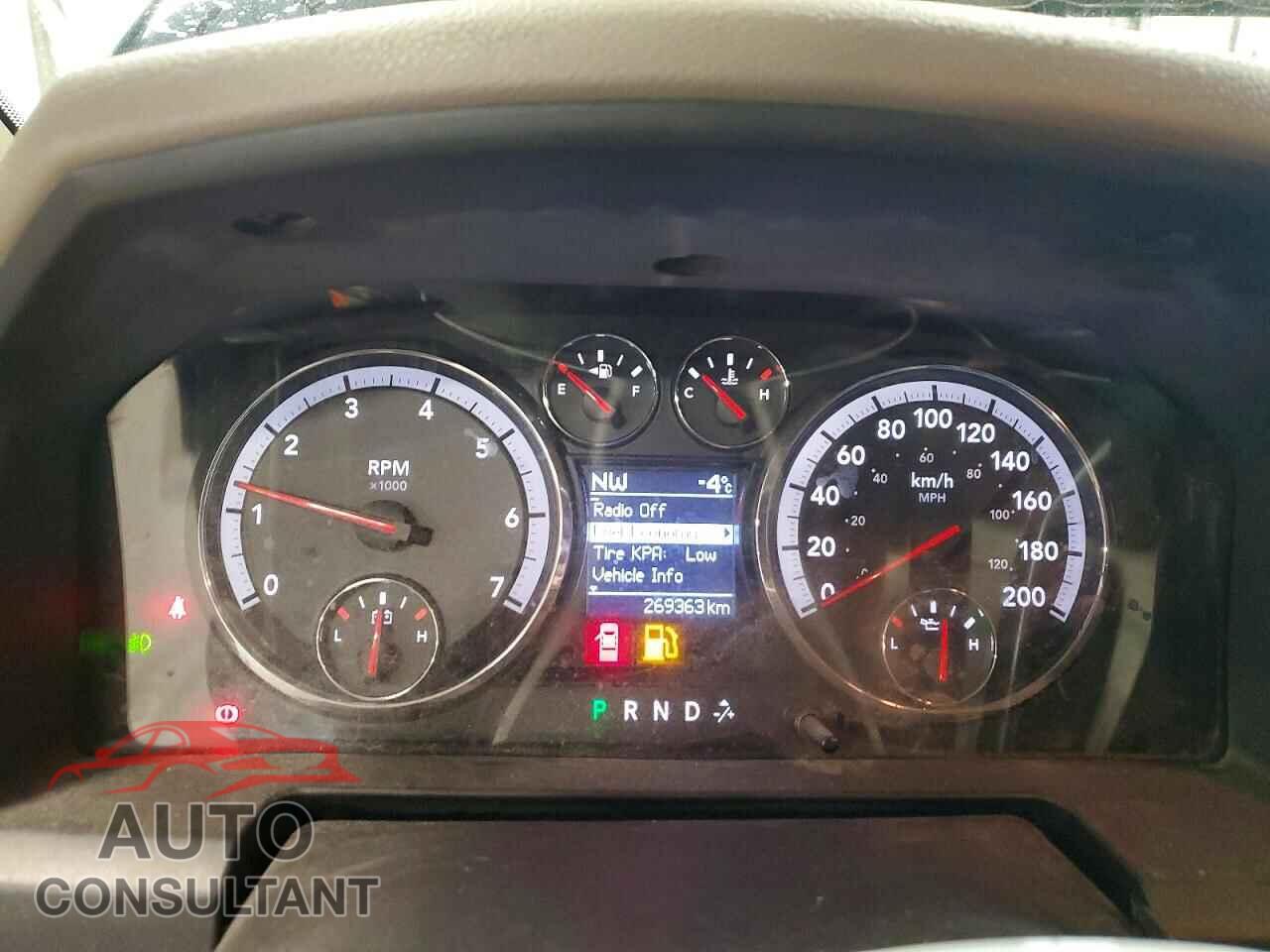 DODGE RAM 1500 2012 - 1C6RD7LT2CS277131