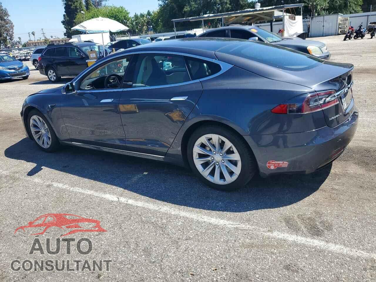 TESLA MODEL S 2017 - 5YJSA1E14HF205217
