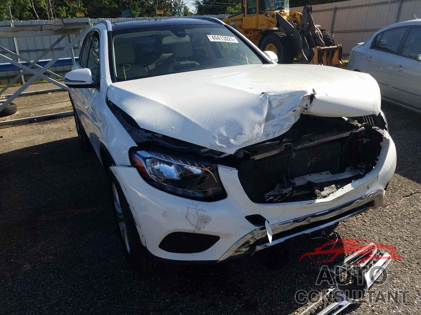 MERCEDES-BENZ GLC-CLASS 2018 - WDC0G4JB3JF393889