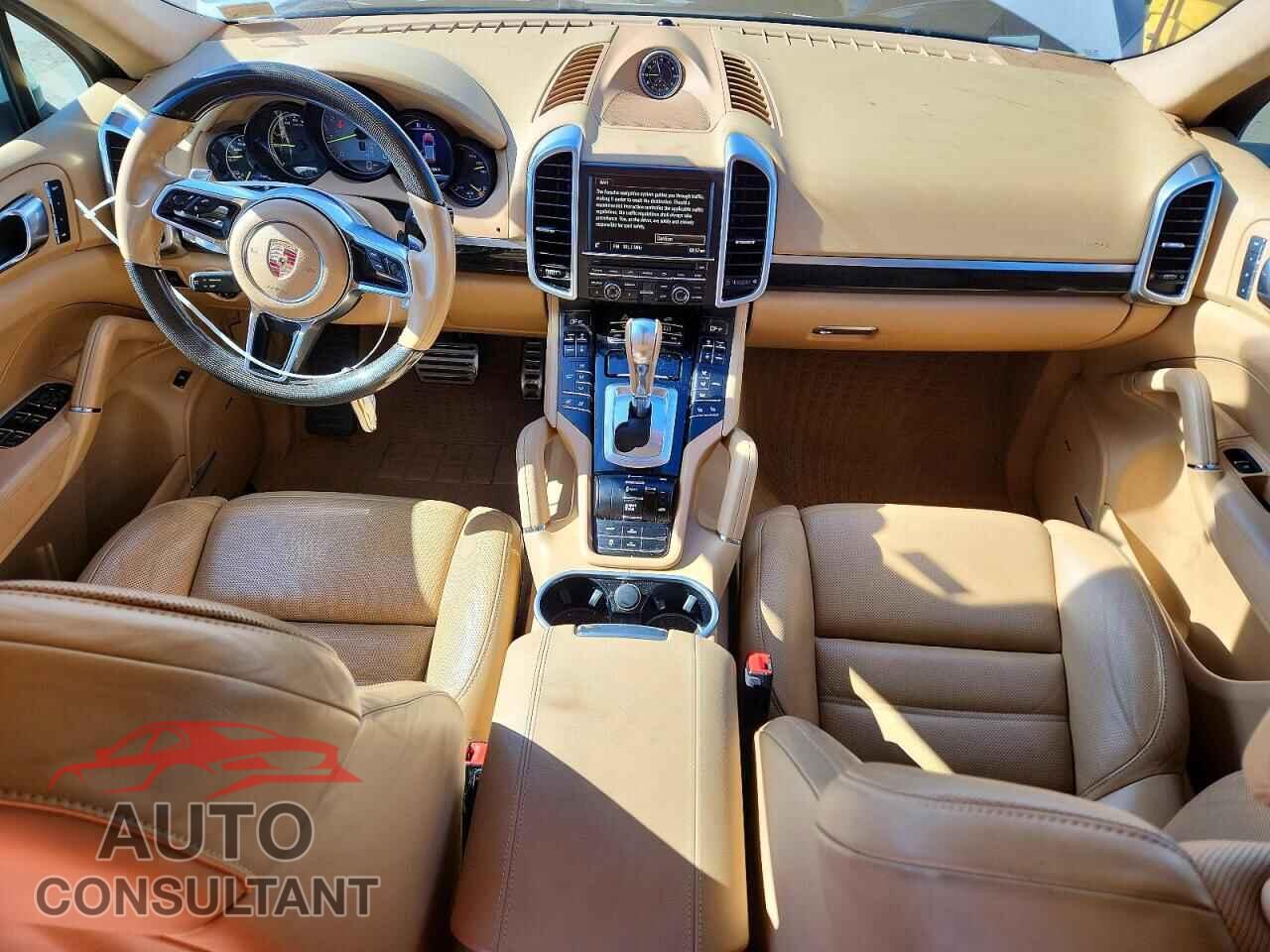 PORSCHE CAYENNE 2015 - WP1AE2A24FLA53534