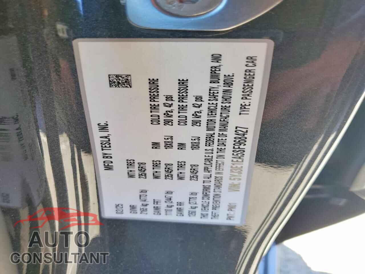 TESLA MODEL 3 2025 - 5YJ3E1EA5SF968427