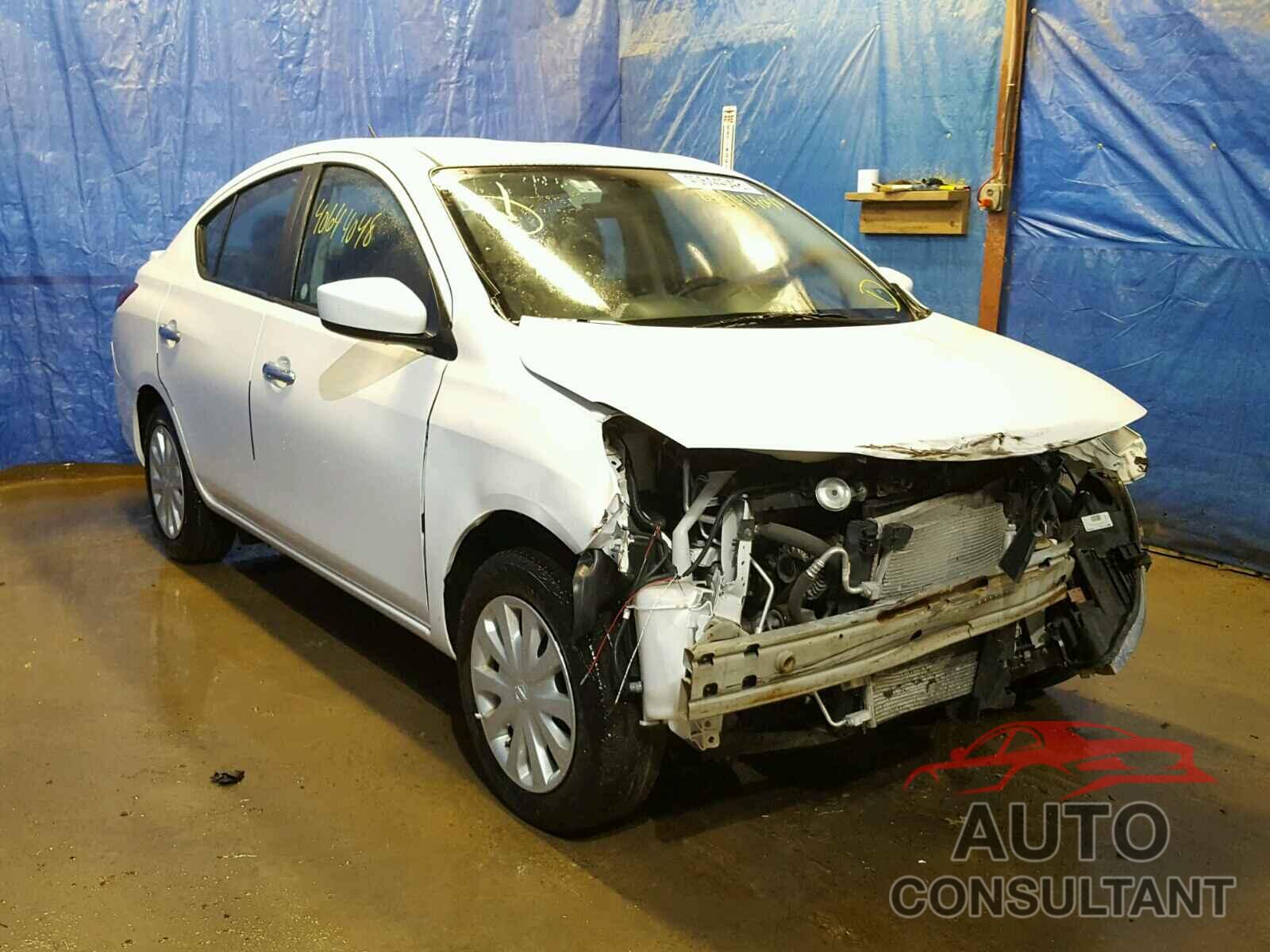 NISSAN VERSA 2017 - 3N1CN7AP1HL802903