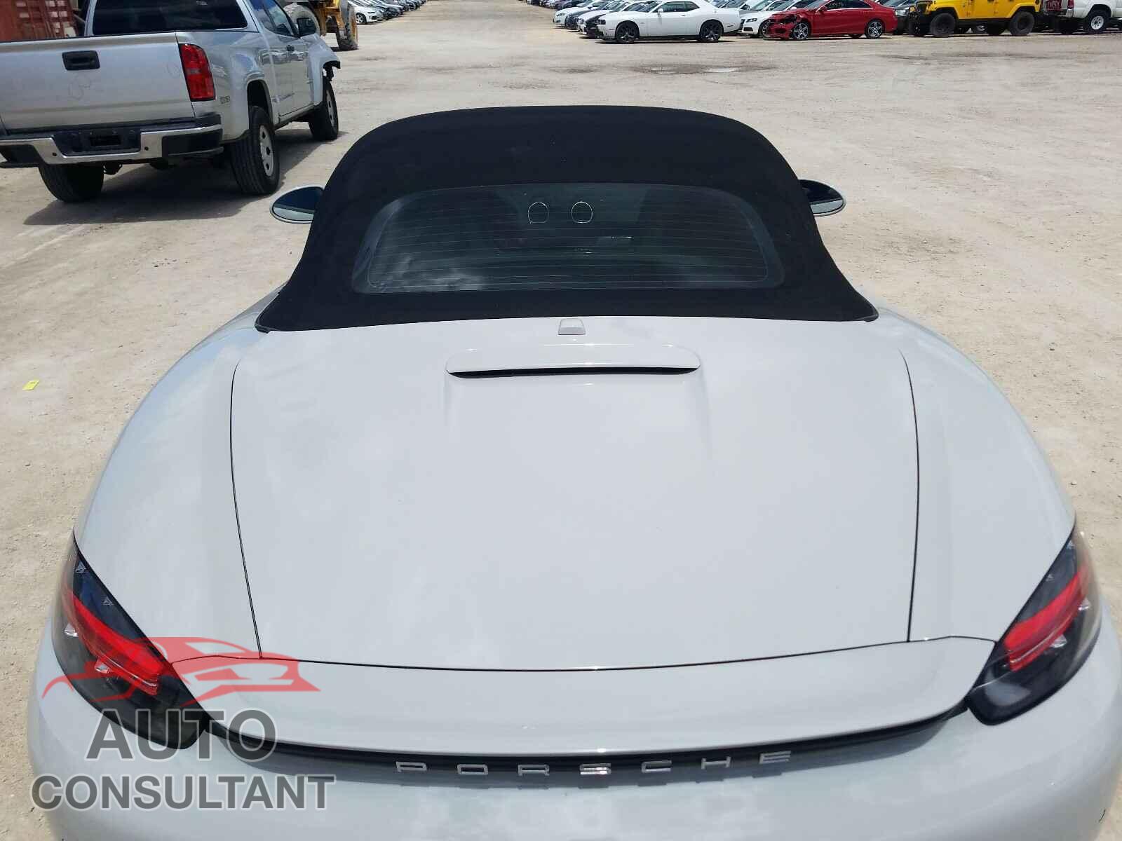 PORSCHE BOXSTER 2018 - WP0CB2A87JS228610