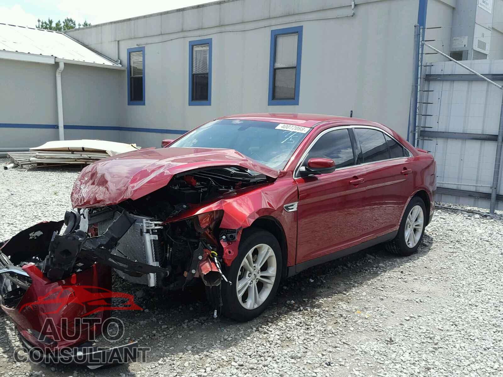 FORD TAURUS 2015 - 1FAHP2E82FG137536