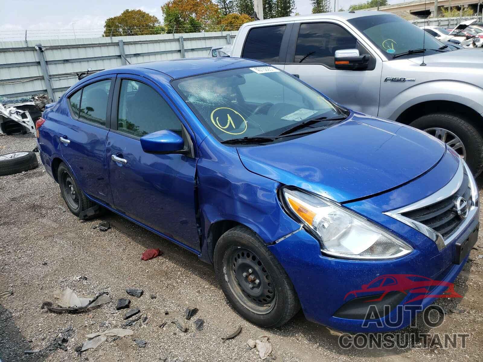 NISSAN VERSA 2017 - 3N1CN7AP9HL894598