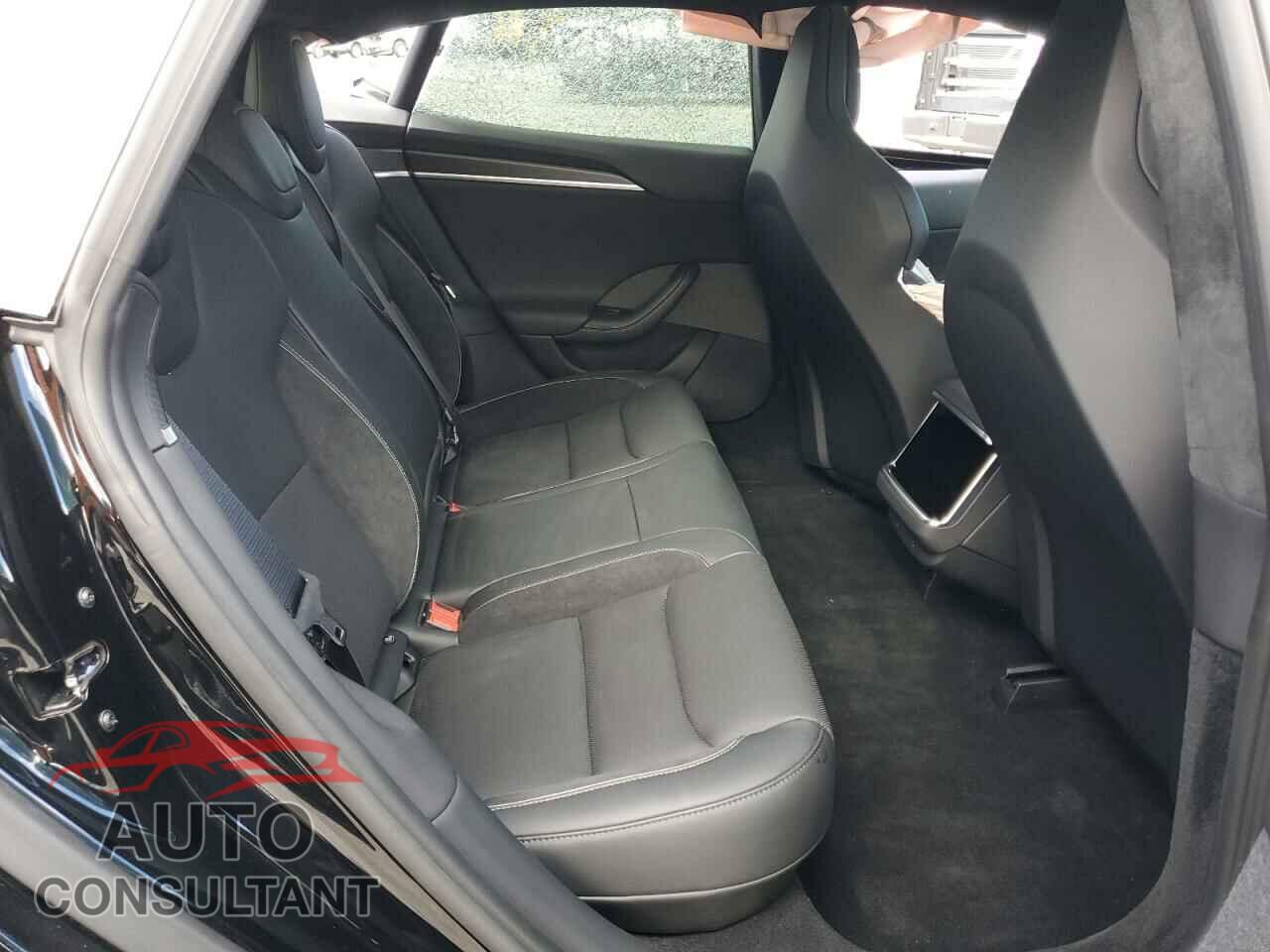 TESLA MODEL S 2024 - 5YJSA1E6XRF539295