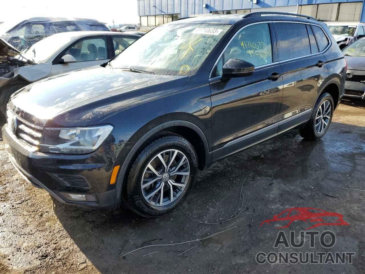 VOLKSWAGEN TIGUAN 2018 - 3VV3B7AX4JM019064