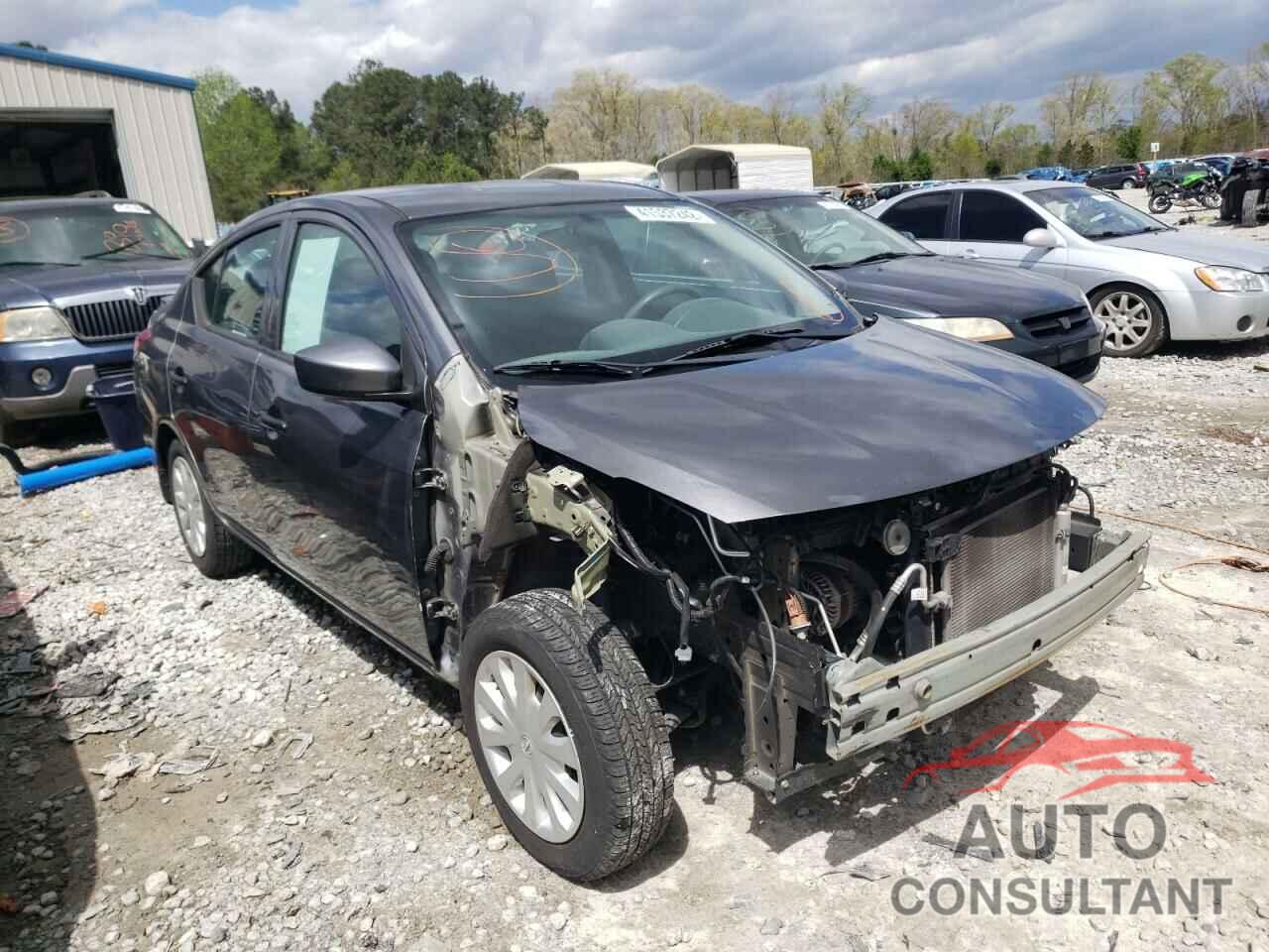 NISSAN VERSA 2017 - 3N1CN7AP7HL870008