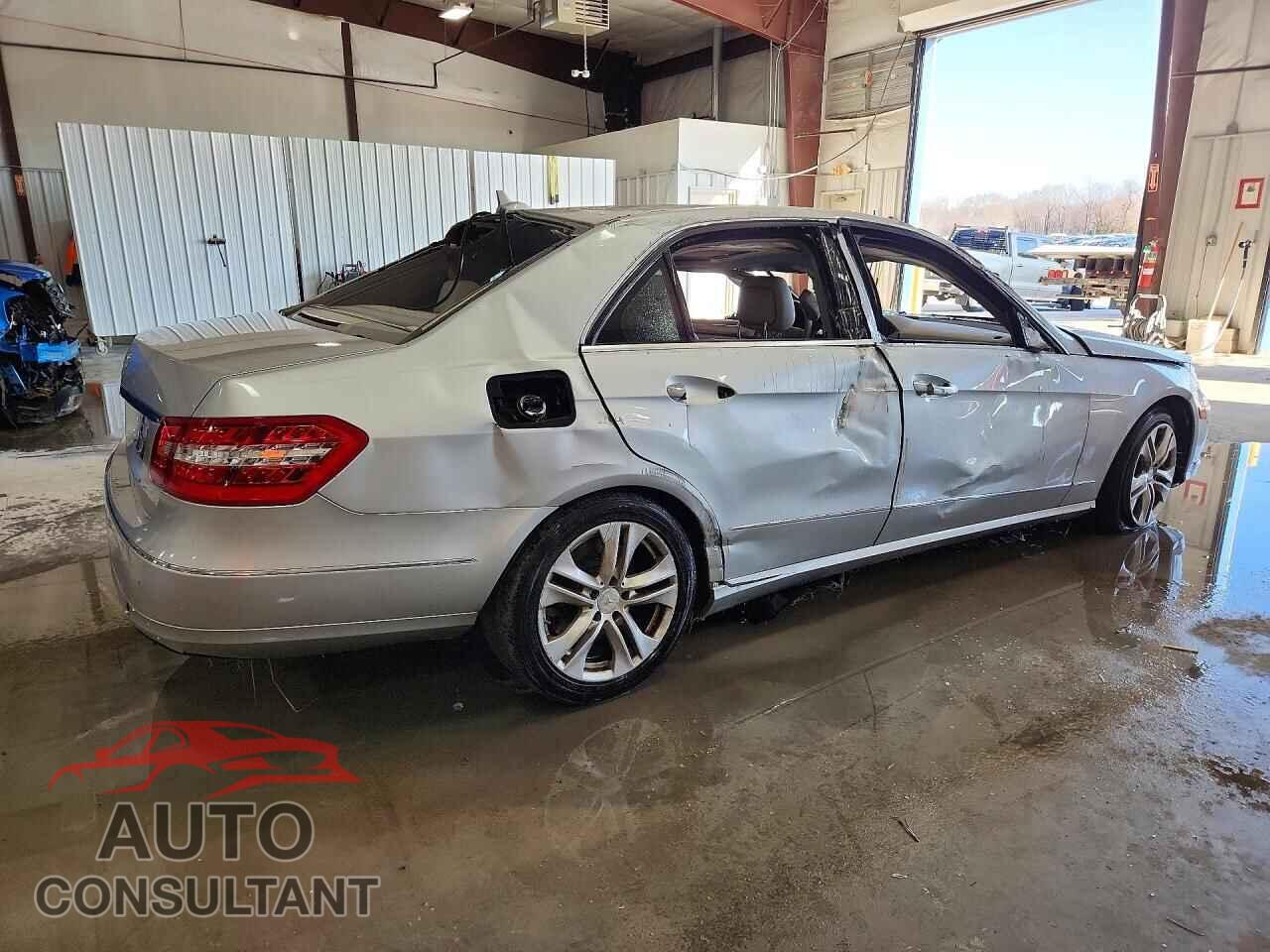 MERCEDES-BENZ E-CLASS 2011 - WDDHF7CB3BA421818