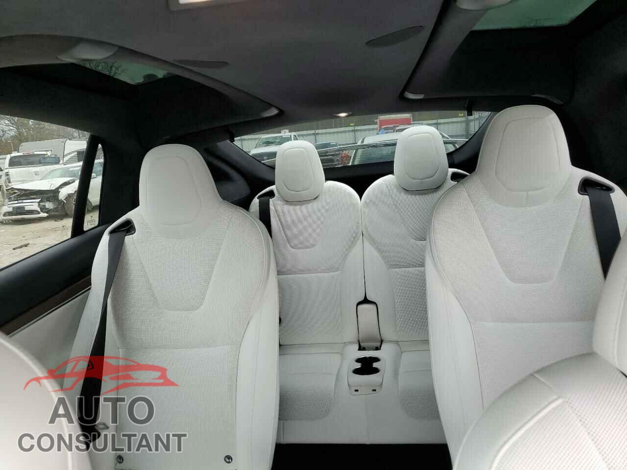 TESLA MODEL X 2023 - 7SAXCBE5XPF399357