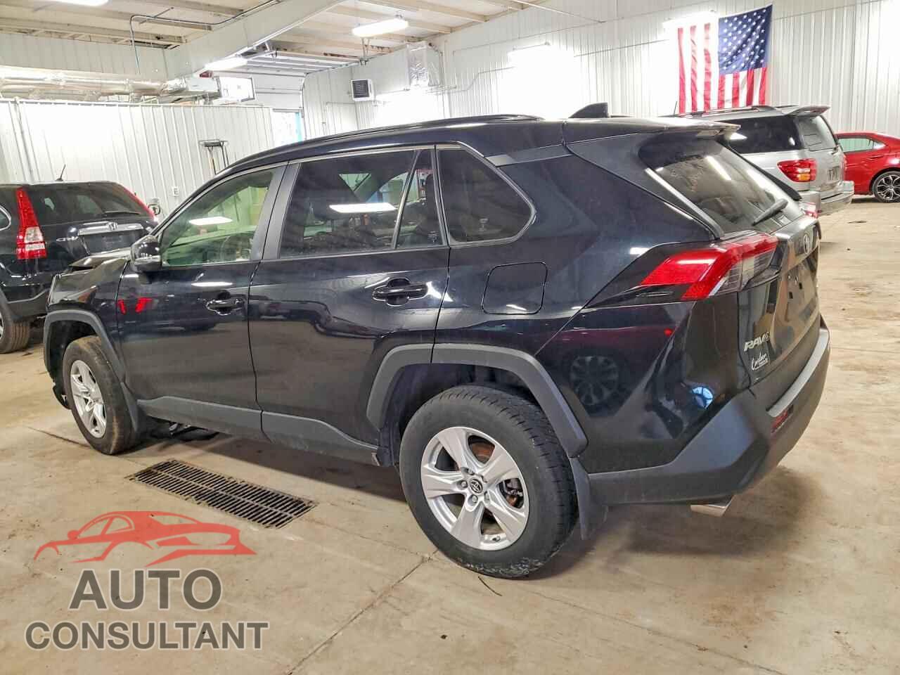 TOYOTA RAV4 2019 - JTMP1RFV6KD513526