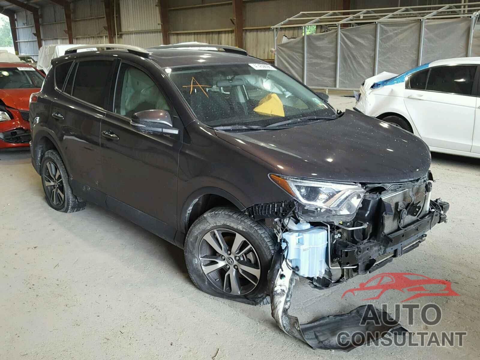 TOYOTA RAV4 XLE 2016 - 2T3WFREV1GW281331