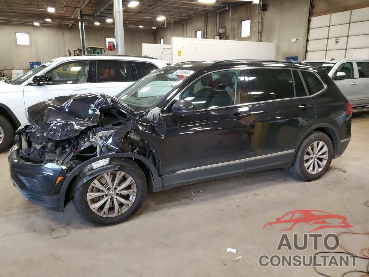 VOLKSWAGEN TIGUAN 2018 - 3VV2B7AXXJM152164