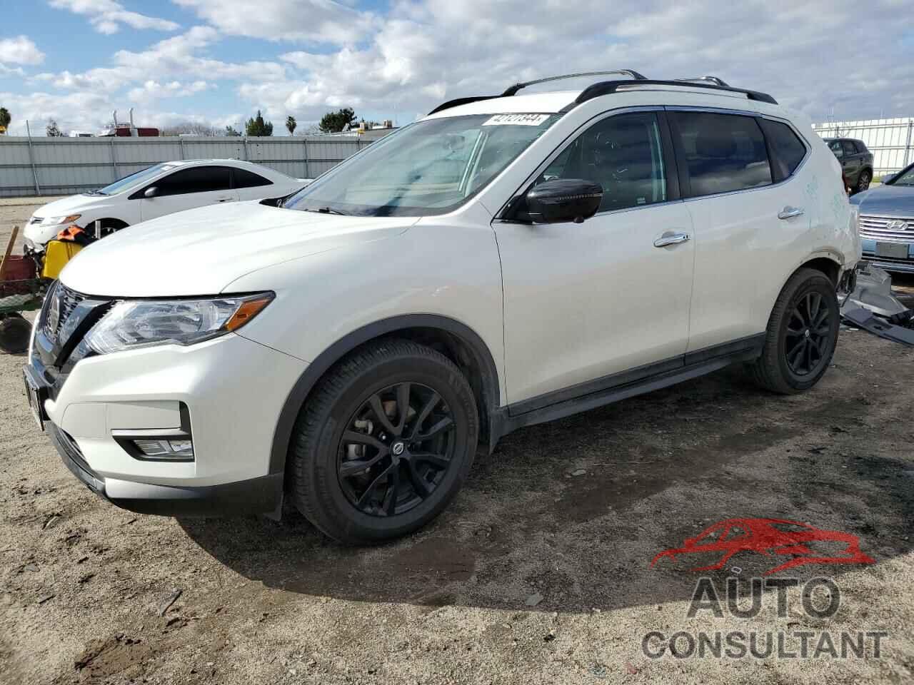 NISSAN ROGUE 2018 - 5N1AT2MT5JC765907