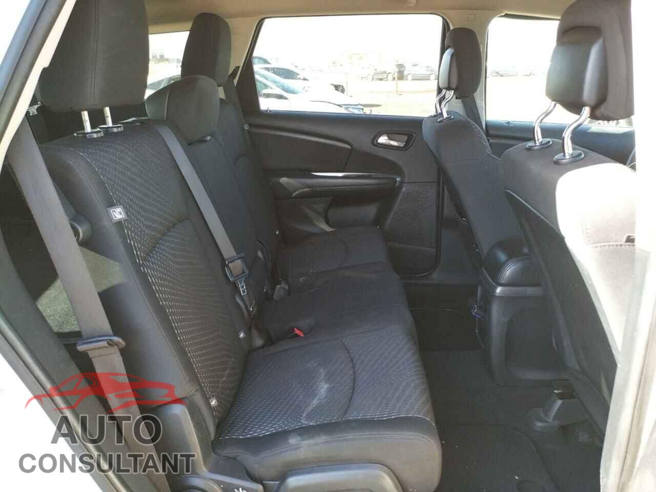 DODGE JOURNEY 2017 - 3C4PDCBG7HT576360